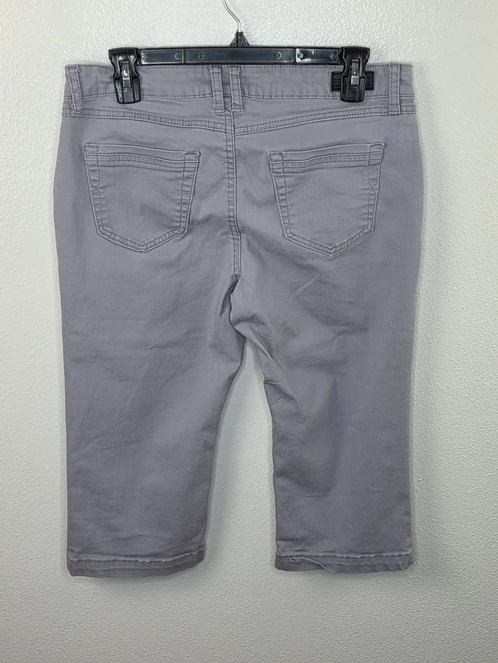 Soundstyle Mid-Length Jean Shorts in Lavender Size 10